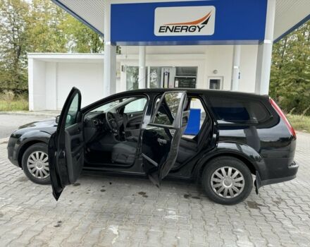 Черный Форд Фокус, объемом двигателя 1.6 л и пробегом 260 тыс. км за 3950 $, фото 19 на Automoto.ua