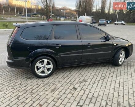 Черный Форд Фокус, объемом двигателя 1.6 л и пробегом 224 тыс. км за 4750 $, фото 3 на Automoto.ua