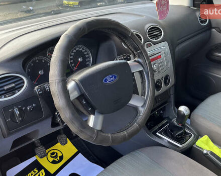 Черный Форд Фокус, объемом двигателя 1.6 л и пробегом 206 тыс. км за 4500 $, фото 12 на Automoto.ua