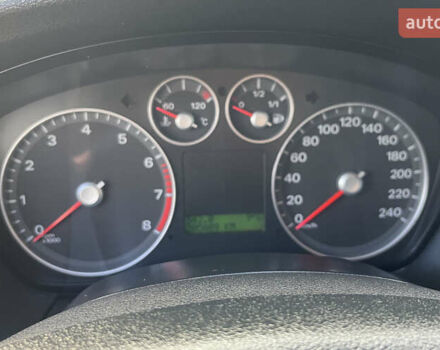 Черный Форд Фокус, объемом двигателя 1.6 л и пробегом 206 тыс. км за 4500 $, фото 9 на Automoto.ua