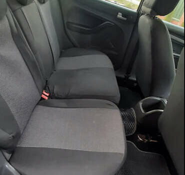 Черный Форд Фокус, объемом двигателя 1.6 л и пробегом 298 тыс. км за 3800 $, фото 9 на Automoto.ua