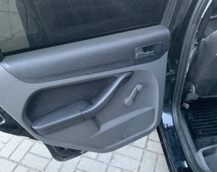 Черный Форд Фокус, объемом двигателя 1.6 л и пробегом 162 тыс. км за 5400 $, фото 13 на Automoto.ua