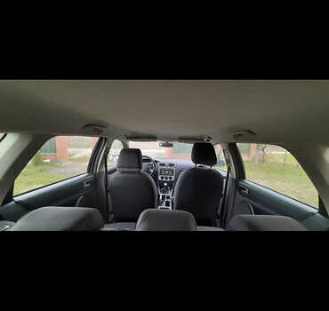 Черный Форд Фокус, объемом двигателя 1.6 л и пробегом 298 тыс. км за 3800 $, фото 11 на Automoto.ua