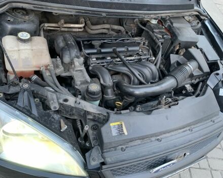 Черный Форд Фокус, объемом двигателя 1.6 л и пробегом 162 тыс. км за 5400 $, фото 18 на Automoto.ua