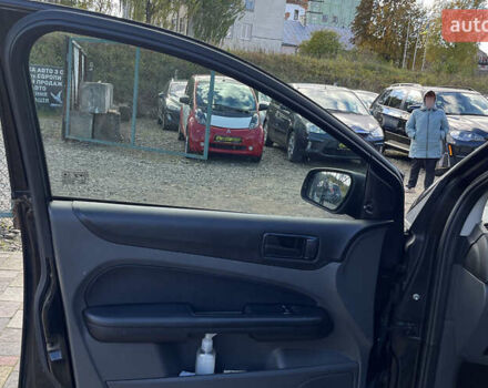 Черный Форд Фокус, объемом двигателя 1.6 л и пробегом 206 тыс. км за 4500 $, фото 16 на Automoto.ua