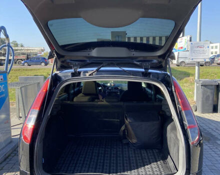 Черный Форд Фокус, объемом двигателя 2 л и пробегом 293 тыс. км за 4050 $, фото 5 на Automoto.ua