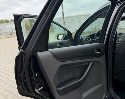 Чорний Форд Фокус, об'ємом двигуна 1.6 л та пробігом 195 тис. км за 5499 $, фото 26 на Automoto.ua