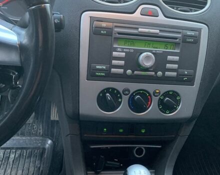 Черный Форд Фокус, объемом двигателя 1.6 л и пробегом 162 тыс. км за 5400 $, фото 10 на Automoto.ua