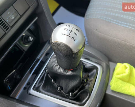 Черный Форд Фокус, объемом двигателя 1.6 л и пробегом 206 тыс. км за 4500 $, фото 10 на Automoto.ua