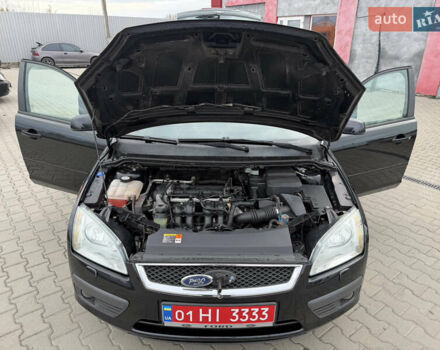 Чорний Форд Фокус, об'ємом двигуна 1.6 л та пробігом 195 тис. км за 5499 $, фото 50 на Automoto.ua