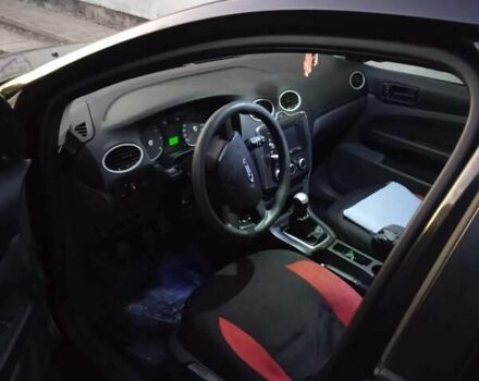 Черный Форд Фокус, объемом двигателя 1.6 л и пробегом 320 тыс. км за 4721 $, фото 2 на Automoto.ua