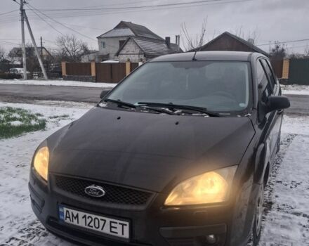 Черный Форд Фокус, объемом двигателя 1.6 л и пробегом 234 тыс. км за 4300 $, фото 1 на Automoto.ua