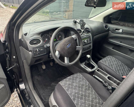 Черный Форд Фокус, объемом двигателя 1.6 л и пробегом 220 тыс. км за 2100 $, фото 13 на Automoto.ua