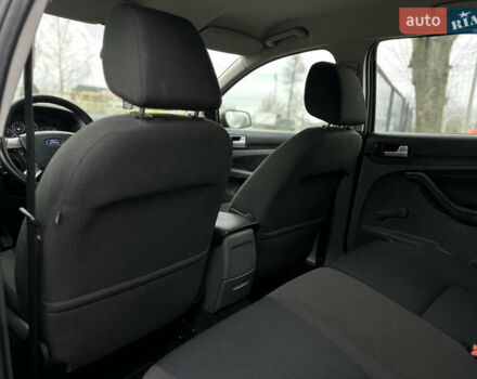 Черный Форд Фокус, объемом двигателя 1.8 л и пробегом 188 тыс. км за 5600 $, фото 32 на Automoto.ua