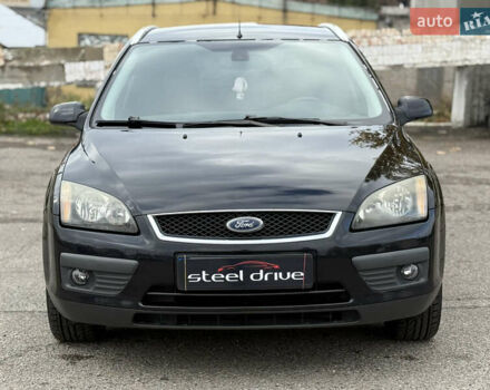 Черный Форд Фокус, объемом двигателя 1.6 л и пробегом 231 тыс. км за 4999 $, фото 1 на Automoto.ua