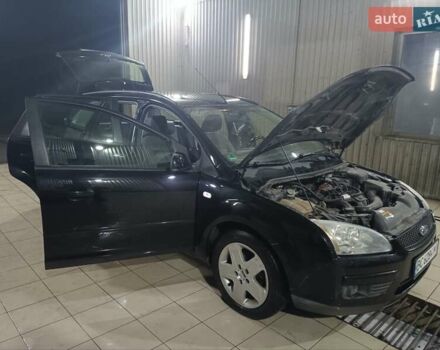 Черный Форд Фокус, объемом двигателя 1.6 л и пробегом 283 тыс. км за 4550 $, фото 30 на Automoto.ua