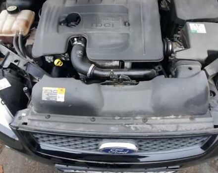 Черный Форд Фокус, объемом двигателя 1.6 л и пробегом 300 тыс. км за 4730 $, фото 6 на Automoto.ua