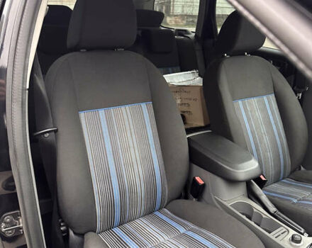 Чорний Форд Фокус, об'ємом двигуна 1.6 л та пробігом 223 тис. км за 4699 $, фото 10 на Automoto.ua