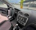 Черный Форд Фокус, объемом двигателя 1.6 л и пробегом 237 тыс. км за 4100 $, фото 22 на Automoto.ua