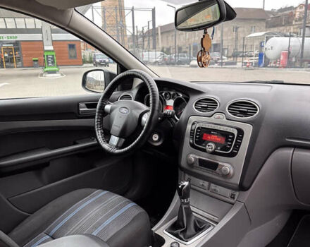 Чорний Форд Фокус, об'ємом двигуна 1.6 л та пробігом 223 тис. км за 4699 $, фото 15 на Automoto.ua