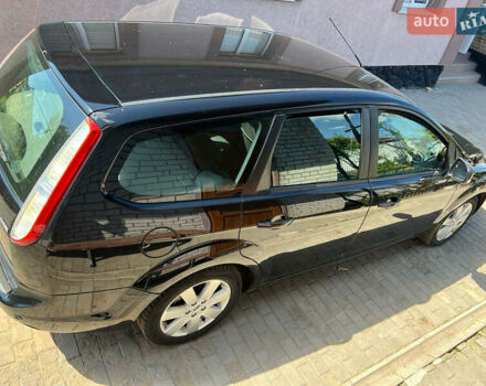 Черный Форд Фокус, объемом двигателя 1.6 л и пробегом 181 тыс. км за 5300 $, фото 2 на Automoto.ua