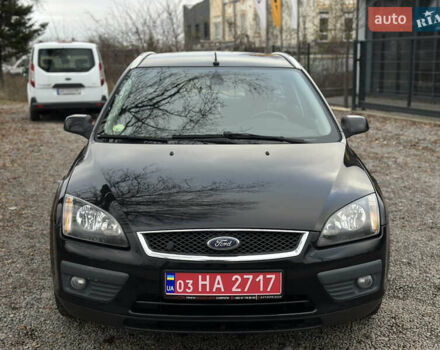 Черный Форд Фокус, объемом двигателя 1.8 л и пробегом 188 тыс. км за 5600 $, фото 4 на Automoto.ua