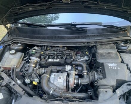 Черный Форд Фокус, объемом двигателя 1.6 л и пробегом 287 тыс. км за 4100 $, фото 13 на Automoto.ua