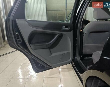 Черный Форд Фокус, объемом двигателя 1.6 л и пробегом 283 тыс. км за 4550 $, фото 15 на Automoto.ua