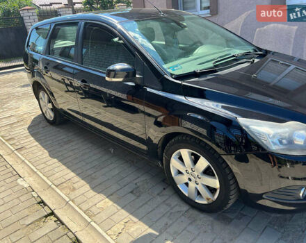 Черный Форд Фокус, объемом двигателя 1.6 л и пробегом 181 тыс. км за 5300 $, фото 1 на Automoto.ua