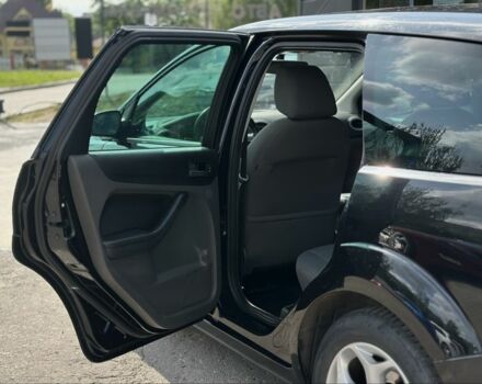 Черный Форд Фокус, объемом двигателя 1.9 л и пробегом 321 тыс. км за 4999 $, фото 22 на Automoto.ua