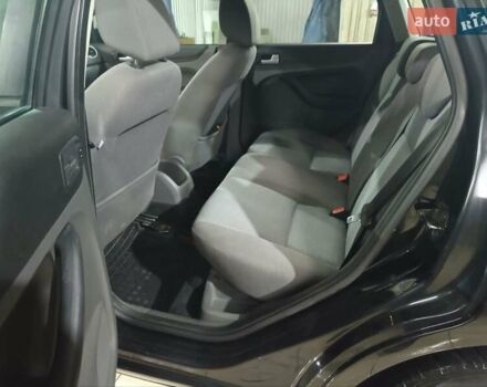 Черный Форд Фокус, объемом двигателя 1.6 л и пробегом 283 тыс. км за 4550 $, фото 16 на Automoto.ua