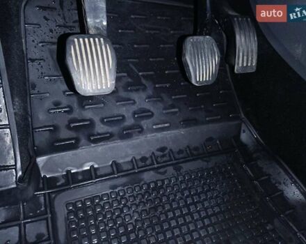 Черный Форд Фокус, объемом двигателя 1.6 л и пробегом 283 тыс. км за 4550 $, фото 36 на Automoto.ua