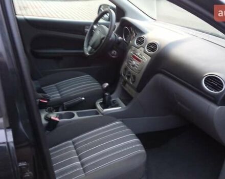 Черный Форд Фокус, объемом двигателя 1.6 л и пробегом 196 тыс. км за 5000 $, фото 10 на Automoto.ua