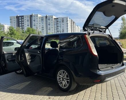 Черный Форд Фокус, объемом двигателя 1.6 л и пробегом 293 тыс. км за 5500 $, фото 2 на Automoto.ua