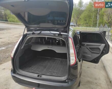 Черный Форд Фокус, объемом двигателя 1.6 л и пробегом 251 тыс. км за 5499 $, фото 13 на Automoto.ua