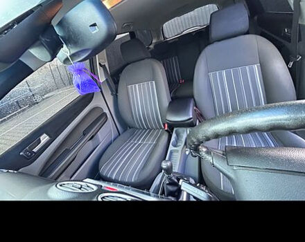 Черный Форд Фокус, объемом двигателя 1.6 л и пробегом 352 тыс. км за 4900 $, фото 10 на Automoto.ua