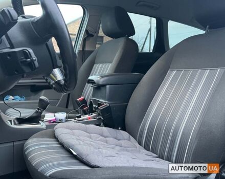 Черный Форд Фокус, объемом двигателя 1.6 л и пробегом 201 тыс. км за 5999 $, фото 8 на Automoto.ua