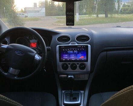 Чорний Форд Фокус, об'ємом двигуна 2 л та пробігом 310 тис. км за 5800 $, фото 2 на Automoto.ua