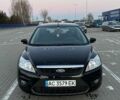 Черный Форд Фокус, объемом двигателя 1.6 л и пробегом 280 тыс. км за 5100 $, фото 1 на Automoto.ua