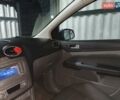 Черный Форд Фокус, объемом двигателя 1.6 л и пробегом 320 тыс. км за 4500 $, фото 4 на Automoto.ua