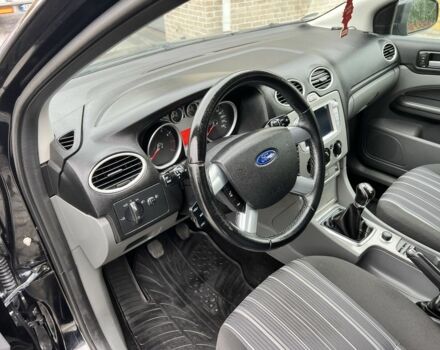 Черный Форд Фокус, объемом двигателя 1.6 л и пробегом 200 тыс. км за 5500 $, фото 15 на Automoto.ua