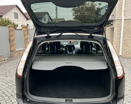 Черный Форд Фокус, объемом двигателя 1.6 л и пробегом 200 тыс. км за 5500 $, фото 23 на Automoto.ua