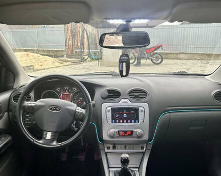 Чорний Форд Фокус, об'ємом двигуна 1.6 л та пробігом 318 тис. км за 4799 $, фото 7 на Automoto.ua