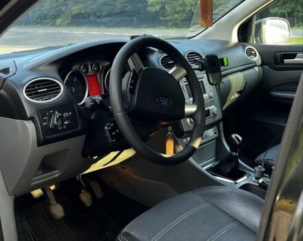 Чорний Форд Фокус, об'ємом двигуна 1.6 л та пробігом 252 тис. км за 5500 $, фото 15 на Automoto.ua