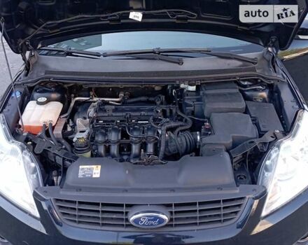 Черный Форд Фокус, объемом двигателя 1.6 л и пробегом 263 тыс. км за 5800 $, фото 3 на Automoto.ua