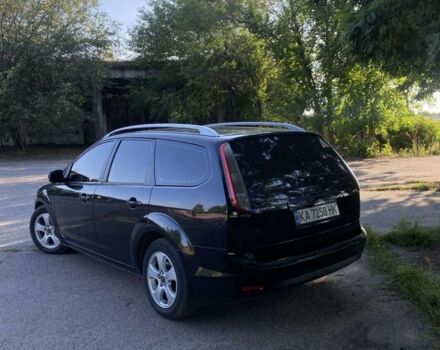 Чорний Форд Фокус, об'ємом двигуна 2 л та пробігом 310 тис. км за 5800 $, фото 4 на Automoto.ua
