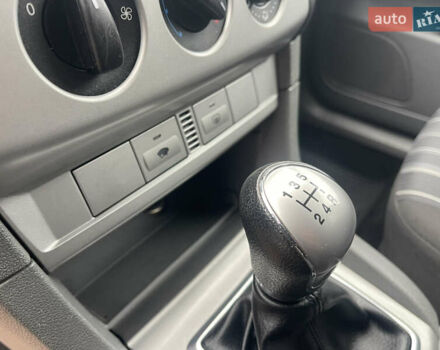 Черный Форд Фокус, объемом двигателя 1.6 л и пробегом 223 тыс. км за 6400 $, фото 42 на Automoto.ua