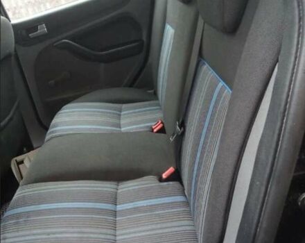 Черный Форд Фокус, объемом двигателя 1.56 л и пробегом 250 тыс. км за 4800 $, фото 4 на Automoto.ua