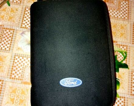 Форд Фокус 2008 у Кельменцах на Automoto.ua Чорний Форд Фокус, об'ємом двигуна 1.6 л та пробігом 208 тис. км за 5800 $, фото 12 на Automoto.ua