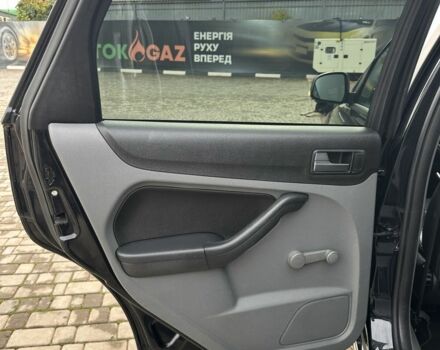 Чорний Форд Фокус, об'ємом двигуна 1.6 л та пробігом 216 тис. км за 6000 $, фото 16 на Automoto.ua